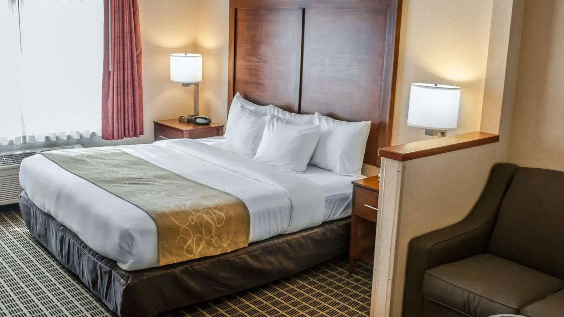 Hotel Comfort Suites Portland Southwest