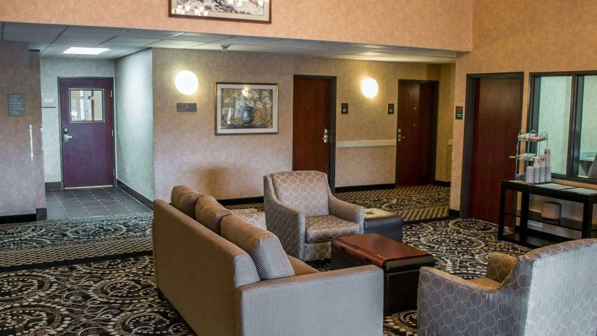 Comfort Suites Portland Southwest 3*,  United States