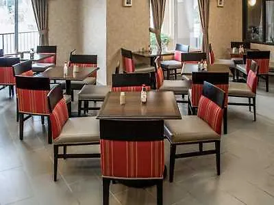 Hotel Comfort Suites Portland Southwest